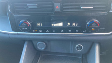 Nissan Qashqai 1.3 DiG-T MH 158 Acenta Premium 5dr Xtronic Petrol Hatchback